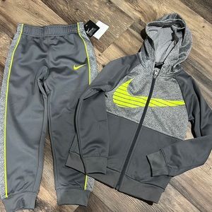 -NWT- Nike track suit. Dri-fit. Size 6